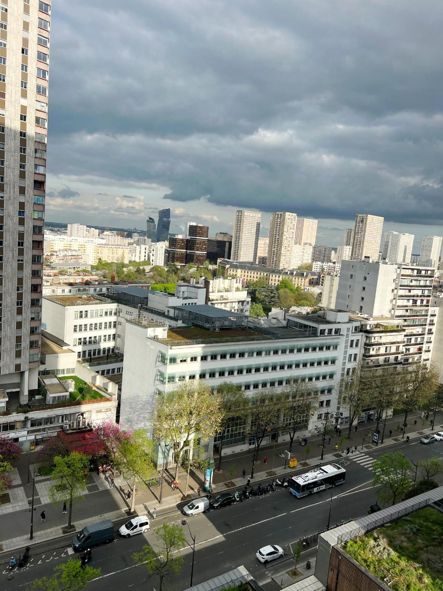 Chic 2 Paris13 With View París
